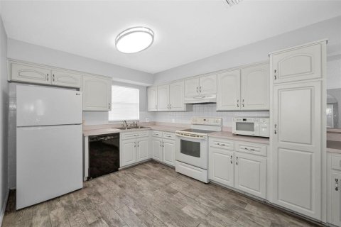 Casa en venta en Hudson, Florida, 2 dormitorios, 115.94 m2 № 2152112 - foto 10