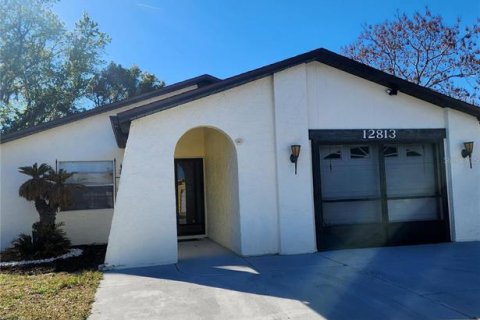 Casa en Hudson, Florida 2 dormitorios, 115.94 m2 № 2152112