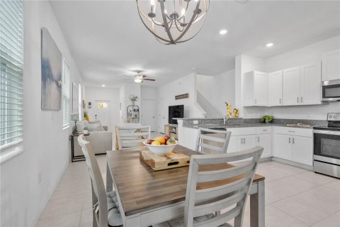 Adosado en venta en Land O' Lakes, Florida, 2 dormitorios, 143.16 m2 № 2313498 - foto 10