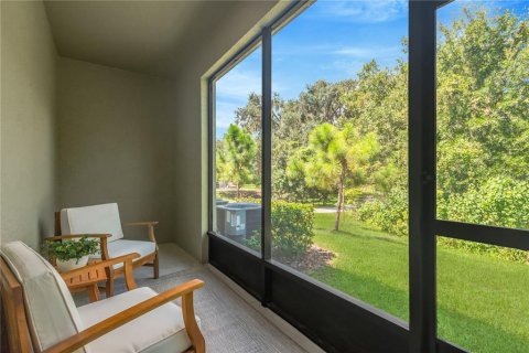 Adosado en venta en Land O' Lakes, Florida, 2 dormitorios, 143.16 m2 № 2313498 - foto 4