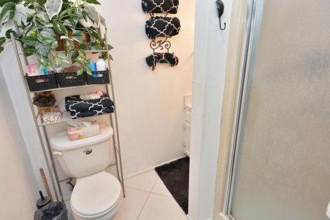 Купить кондоминиум в Стьюарт, Флорида 6 комнат, 89.37м2, № 2185212 - фото 16