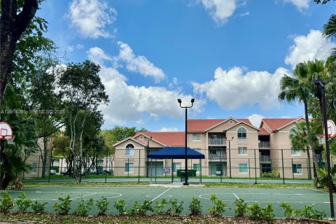 Apartment in Miami, Florida 2 bedrooms, 100.71 sq.m. № 2076153 - photo 15