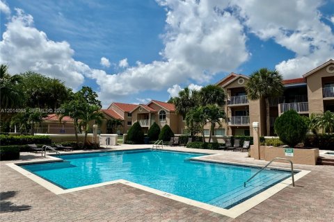 Apartment in Miami, Florida 2 bedrooms, 100.71 sq.m. № 2076153 - photo 16