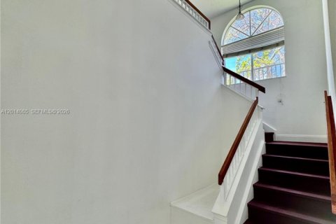 Apartment in Miami, Florida 2 bedrooms, 100.71 sq.m. № 2076153 - photo 9