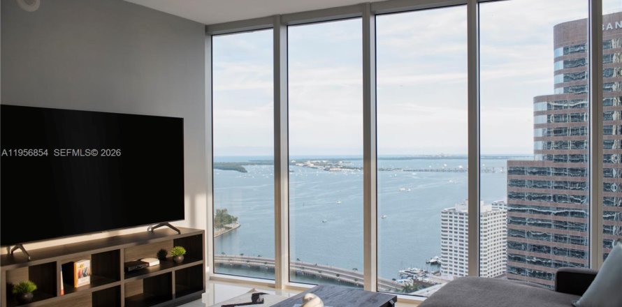 Condominio en Miami, Florida, 2 dormitorios  № 2090129