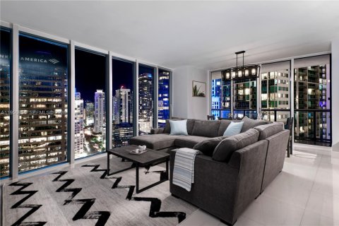 Condominio en venta en Miami, Florida, 2 dormitorios, 135.54 m2 № 2090129 - foto 2