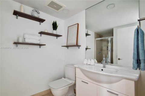 Condominio en venta en Miami, Florida, 2 dormitorios, 135.54 m2 № 2090129 - foto 27