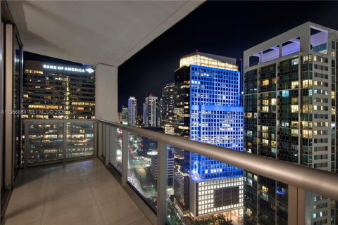 Condominio en venta en Miami, Florida, 2 dormitorios, 135.54 m2 № 2090129 - foto 13