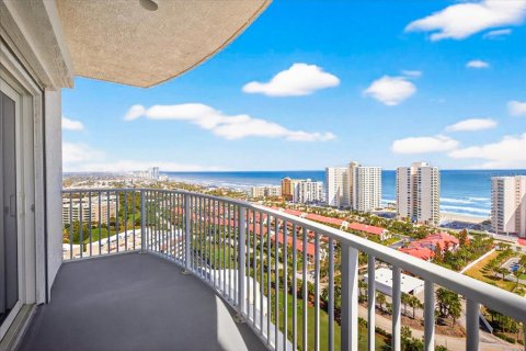 Copropriété à vendre à Daytona Beach, Floride: 3 chambres, 230.4 m2 № 2233050 - photo 25