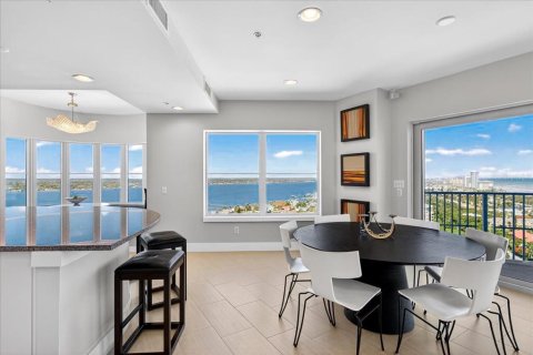 Copropriété à vendre à Daytona Beach, Floride: 3 chambres, 230.4 m2 № 2233050 - photo 9