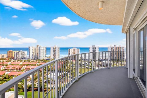 Copropriété à vendre à Daytona Beach, Floride: 3 chambres, 230.4 m2 № 2233050 - photo 17