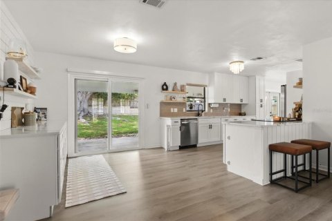 Villa ou maison à vendre à Altamonte Springs, Floride: 3 chambres, 124.86 m2 № 1918333 - photo 5
