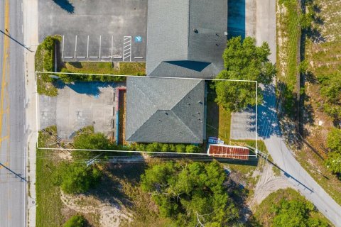 Commercial property in Spring Hill, Florida 187.2 sq.m. № 1750801 - photo 8