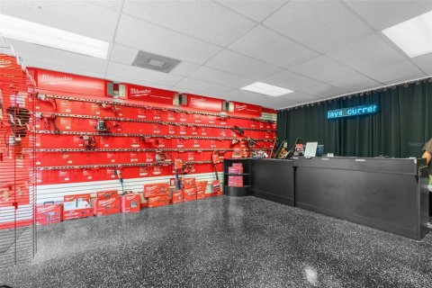Commercial property in Spring Hill, Florida 187.2 sq.m. № 1750801 - photo 16