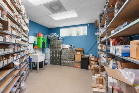 Commercial property in Spring Hill, Florida 187.2 sq.m. № 1750801 - photo 21