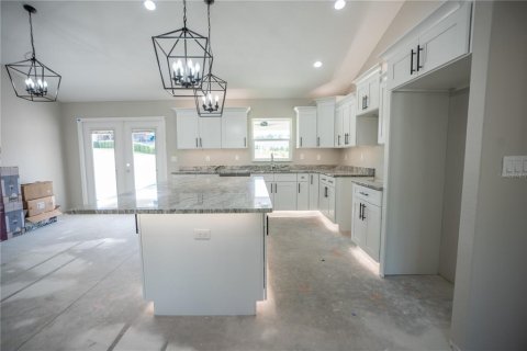 House in Dunnellon, Florida 3 bedrooms, 147.9 sq.m. № 2103911 - photo 11