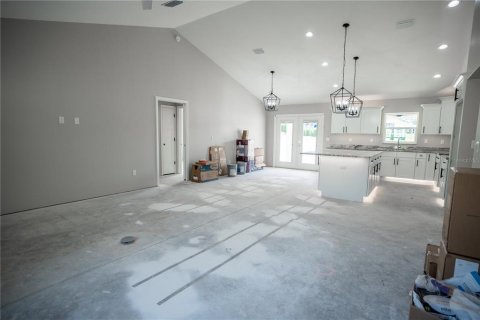 House in Dunnellon, Florida 3 bedrooms, 147.9 sq.m. № 2103911 - photo 7