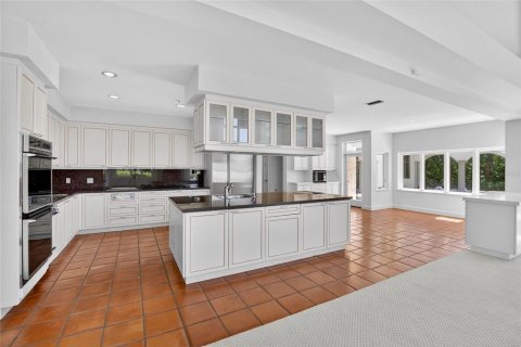 Villa ou maison à vendre à Tampa, Floride: 8 chambres, 949.65 m2 № 2134684 - photo 20