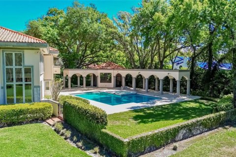 Villa ou maison à vendre à Tampa, Floride: 8 chambres, 949.65 m2 № 2134684 - photo 9