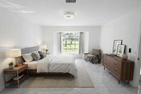 Casa en venta en St. Lucie, Florida, 3 dormitorios № 2002107 - foto 4