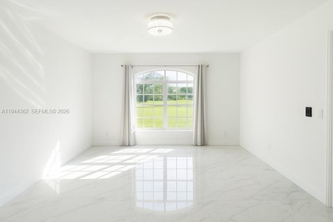 Casa en venta en St. Lucie, Florida, 3 dormitorios № 2002107 - foto 6