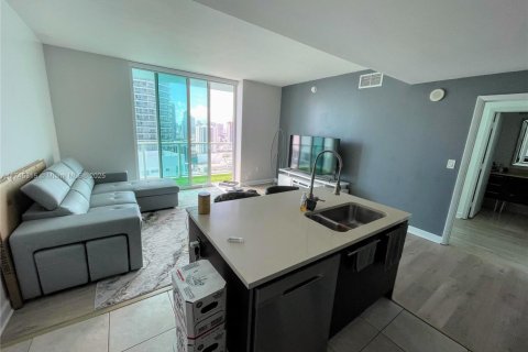 Condominio en venta en Miami, Florida, 1 dormitorio, 72.46 m2 № 1748751 - foto 2