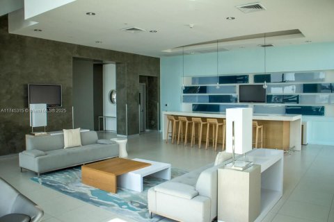 Condominio en venta en Miami, Florida, 1 dormitorio, 72.46 m2 № 1748751 - foto 24