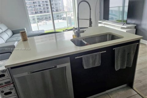 Condominio en venta en Miami, Florida, 1 dormitorio, 72.46 m2 № 1748751 - foto 4