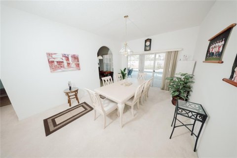 House in Kissimmee, Florida 4 bedrooms, 215.35 sq.m. № 1549972 - photo 7