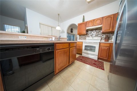 House in Kissimmee, Florida 4 bedrooms, 215.35 sq.m. № 1549972 - photo 20