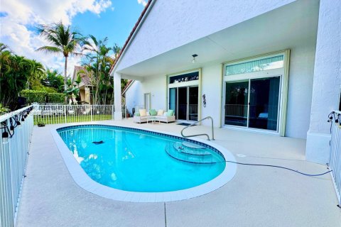 House in Boca Raton, Florida 3 bedrooms, 196.77 sq.m. № 1992155 - photo 23