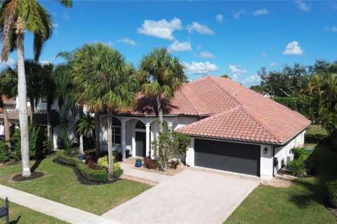 House in Boca Raton, Florida 3 bedrooms, 196.77 sq.m. № 1992155 - photo 28