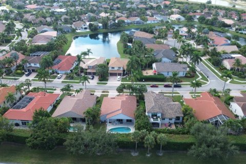House in Boca Raton, Florida 3 bedrooms, 196.77 sq.m. № 1992155 - photo 29