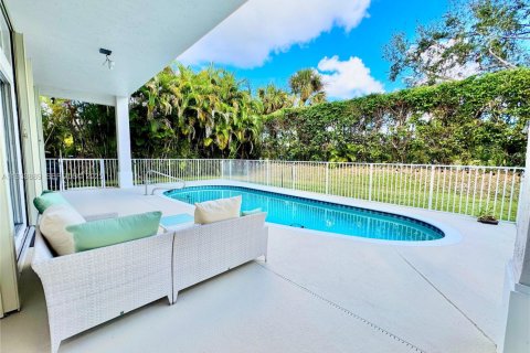 House in Boca Raton, Florida 3 bedrooms, 196.77 sq.m. № 1992155 - photo 25