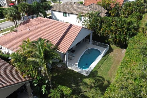 House in Boca Raton, Florida 3 bedrooms, 196.77 sq.m. № 1992155 - photo 27