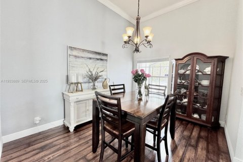 House in Boca Raton, Florida 3 bedrooms, 196.77 sq.m. № 1992155 - photo 6