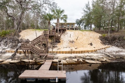 House in Live Oak, Florida 2 bedrooms, 164.99 sq.m. № 1598618 - photo 2