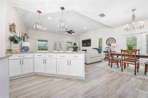 House in Live Oak, Florida 2 bedrooms, 164.99 sq.m. № 1598618 - photo 5