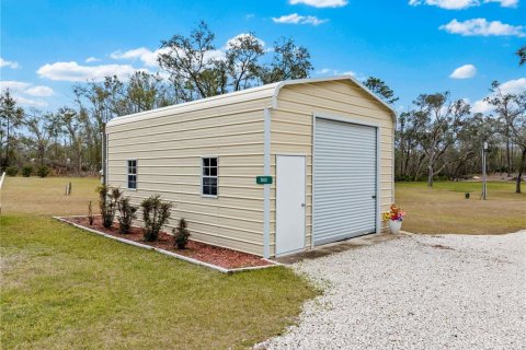 House in Live Oak, Florida 2 bedrooms, 164.99 sq.m. № 1598618 - photo 3