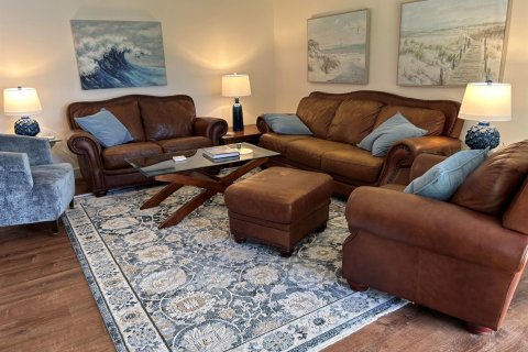 Townhouse in Wellington, Florida 3 bedrooms, 231.79 sq.m. № 2250955 - photo 19