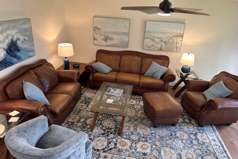 Townhouse in Wellington, Florida 3 bedrooms, 231.79 sq.m. № 2250955 - photo 20