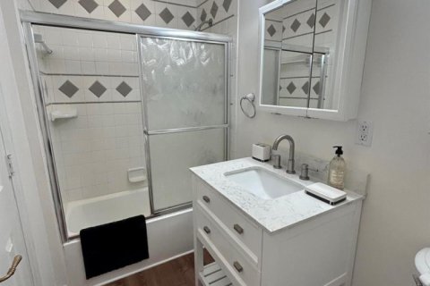 Townhouse in Wellington, Florida 3 bedrooms, 231.79 sq.m. № 2250955 - photo 5