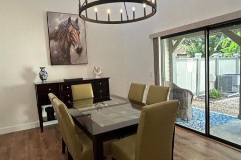 Townhouse in Wellington, Florida 3 bedrooms, 231.79 sq.m. № 2250955 - photo 23