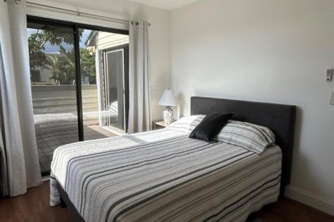 Townhouse in Wellington, Florida 3 bedrooms, 231.79 sq.m. № 2250955 - photo 8