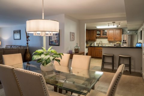 Copropriété à vendre à Lauderdale-by-the-Sea, Floride: 3 chambres, 160.16 m2 № 1978404 - photo 21