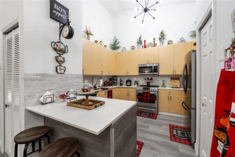 House in Homestead, Florida 2 bedrooms, 98.2 sq.m. № 2032037 - photo 8