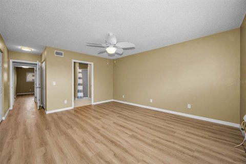 Condominio en venta en Clearwater, Florida, 2 dormitorios, 156.08 m2 № 2124313 - foto 27