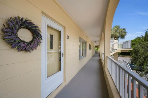 Condominio en venta en Clearwater, Florida, 2 dormitorios, 156.08 m2 № 2124313 - foto 3
