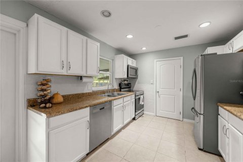 Casa en venta en Archer, Florida, 3 dormitorios, 135.27 m2 № 2220020 - foto 15