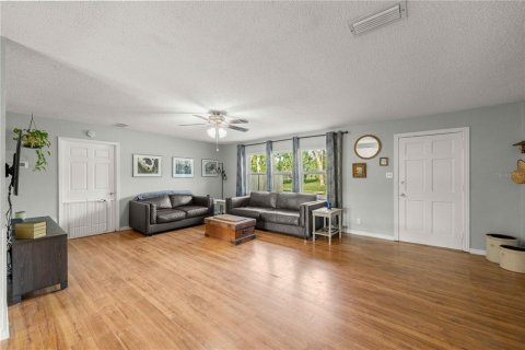 Casa en venta en Archer, Florida, 3 dormitorios, 135.27 m2 № 2220020 - foto 12